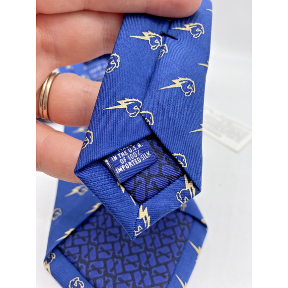 Vineyard Vines Heritage Hall Oklahoma Custom Tie Blue Horse NEW Silk USA Made - Picture 9 of 9